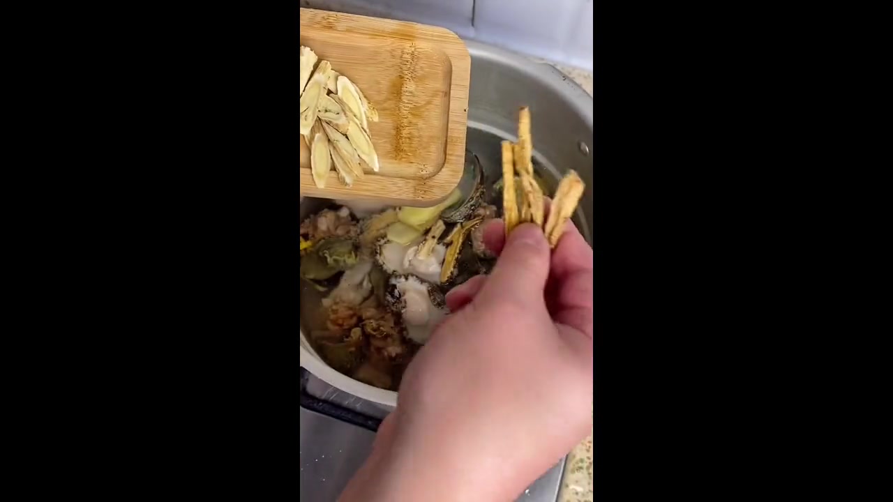 甲鱼炖鸡,滋补养生汤,鲍鱼肉质鲜美