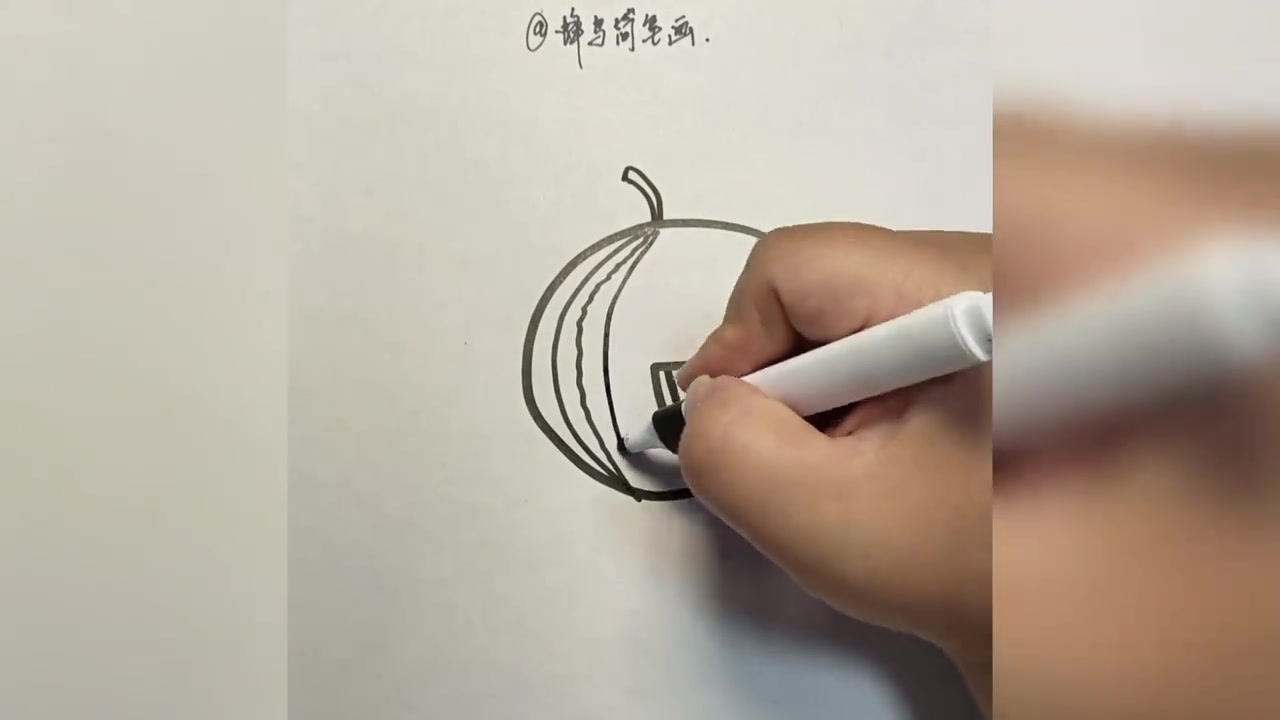 西瓜清凉来袭,简单又可爱的儿童简笔画