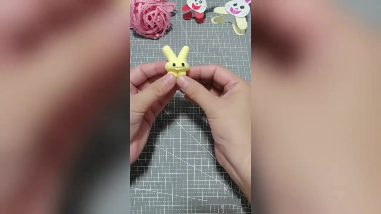 儿童手工彩泥:打造可爱小兔子,简单又有趣