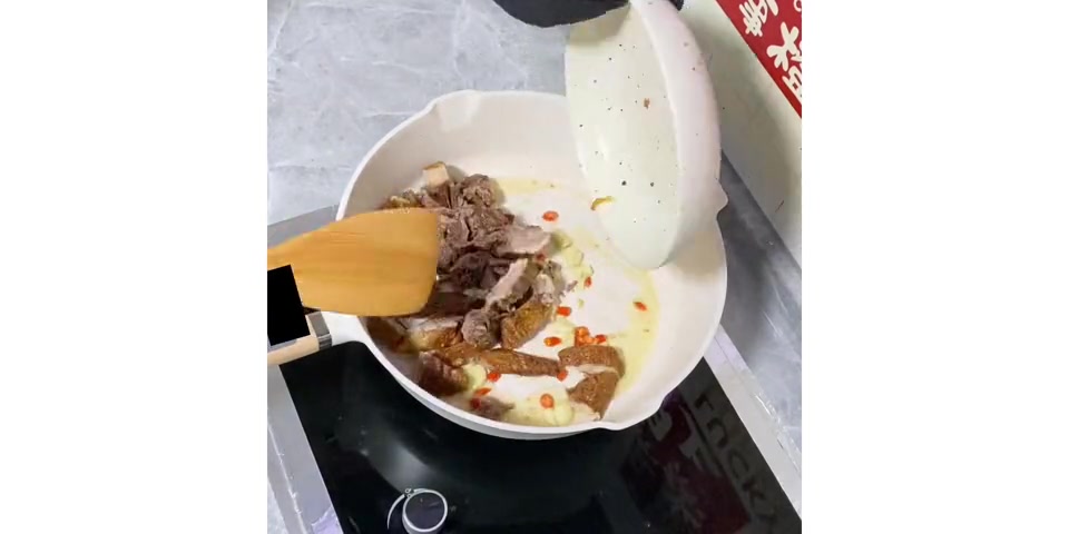 潮汕猪杂粥与鸭脯,简单又美味的一人餐