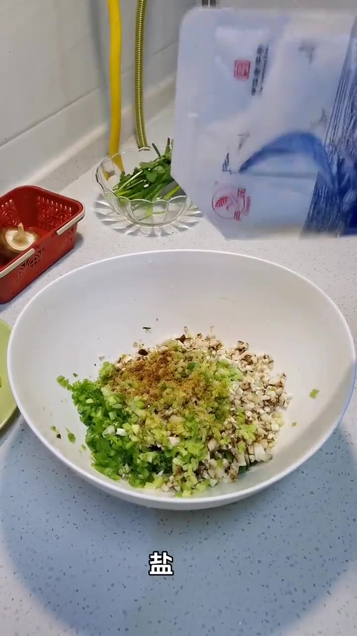 素馄饨新做法,简单又美味