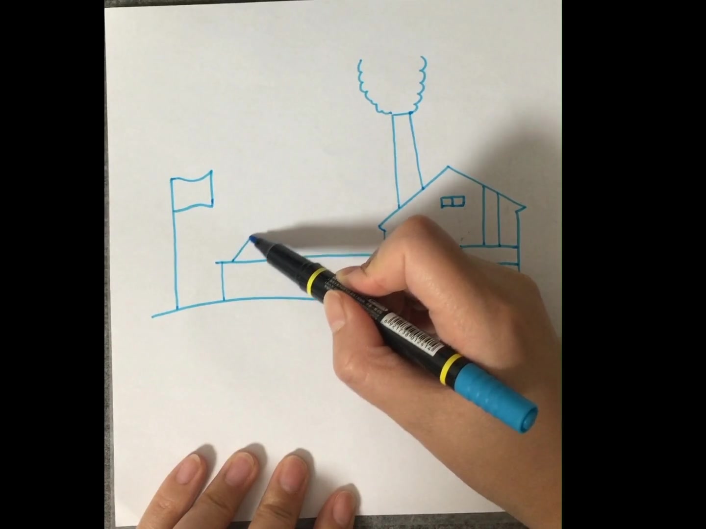 儿童简笔画:轻松画出冒烟的工厂