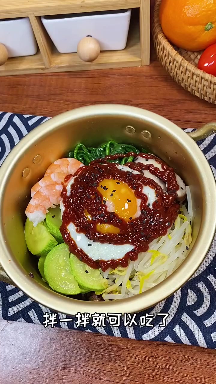 韩式拌饭,蔬菜搭配酱料一拌,简单又美味!