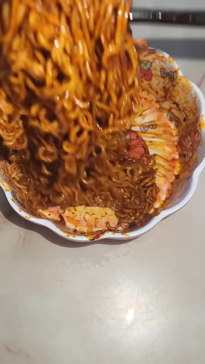 长期吃火鸡面,身体会有什么变化?